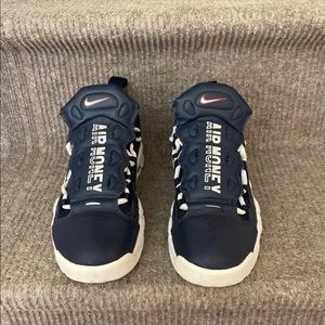 Nike boy’s sneakers